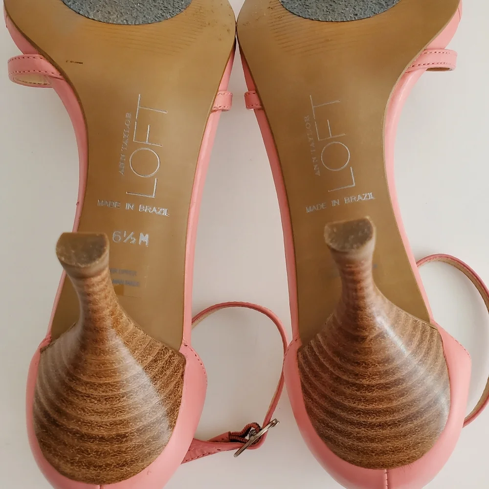 Ann Taylor Loft Leather Ankle Strap 3" Wood Heel Sandals | Like New | 6.5 | Pink - Picture 12 of 16